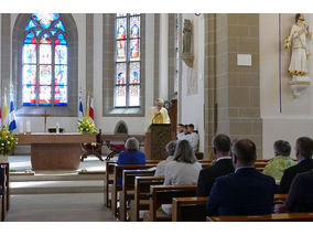 Festgottesdienst für die Kommunionjubilare an Ostermontag (© Karl-Franz Thiede)